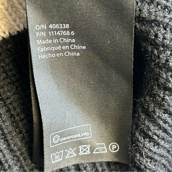 COS Wool Blend Black and Off White Striped Zip Sweater Size Medium *Small Flaw - Picture 8 of 9